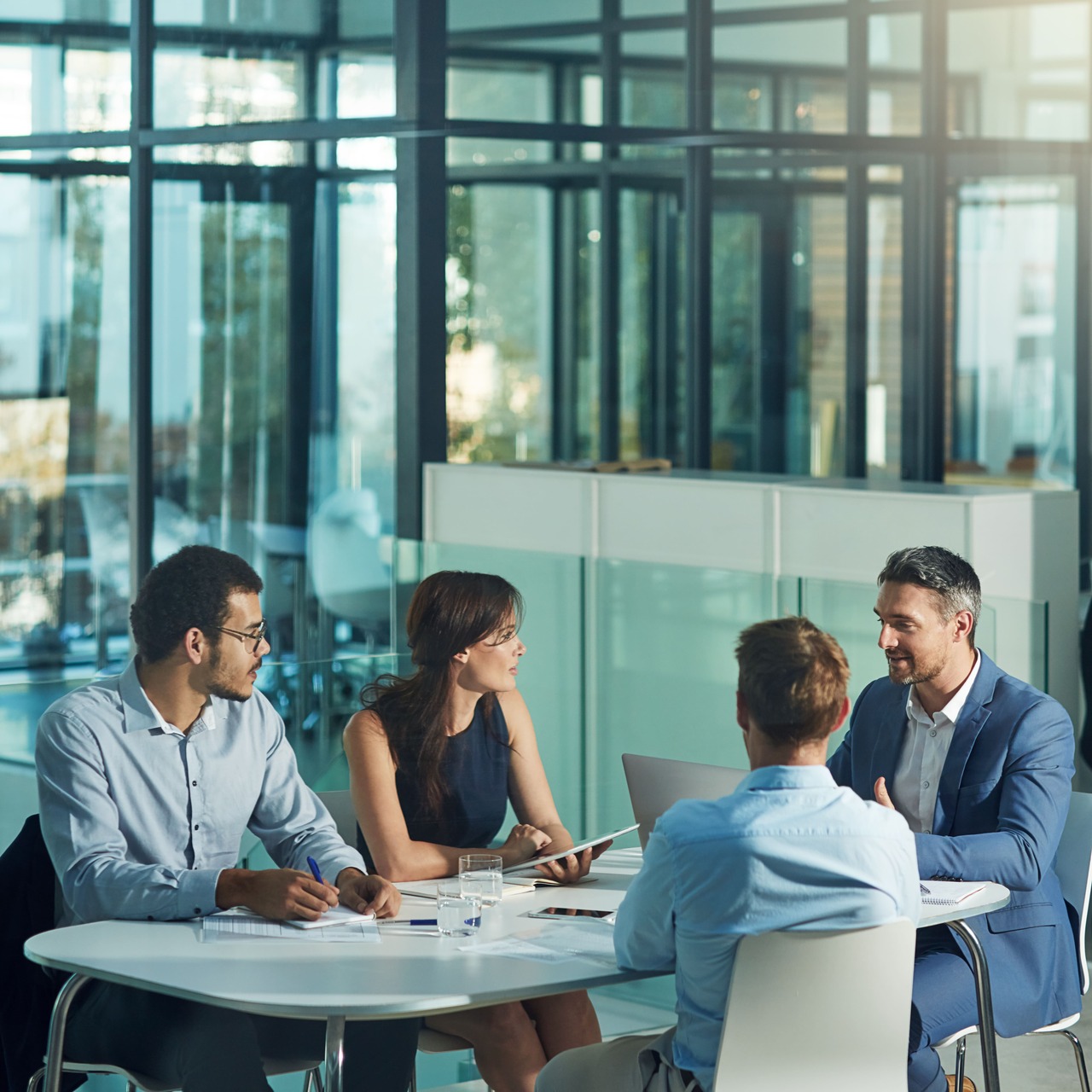 Besprechung in einem modernen Büro